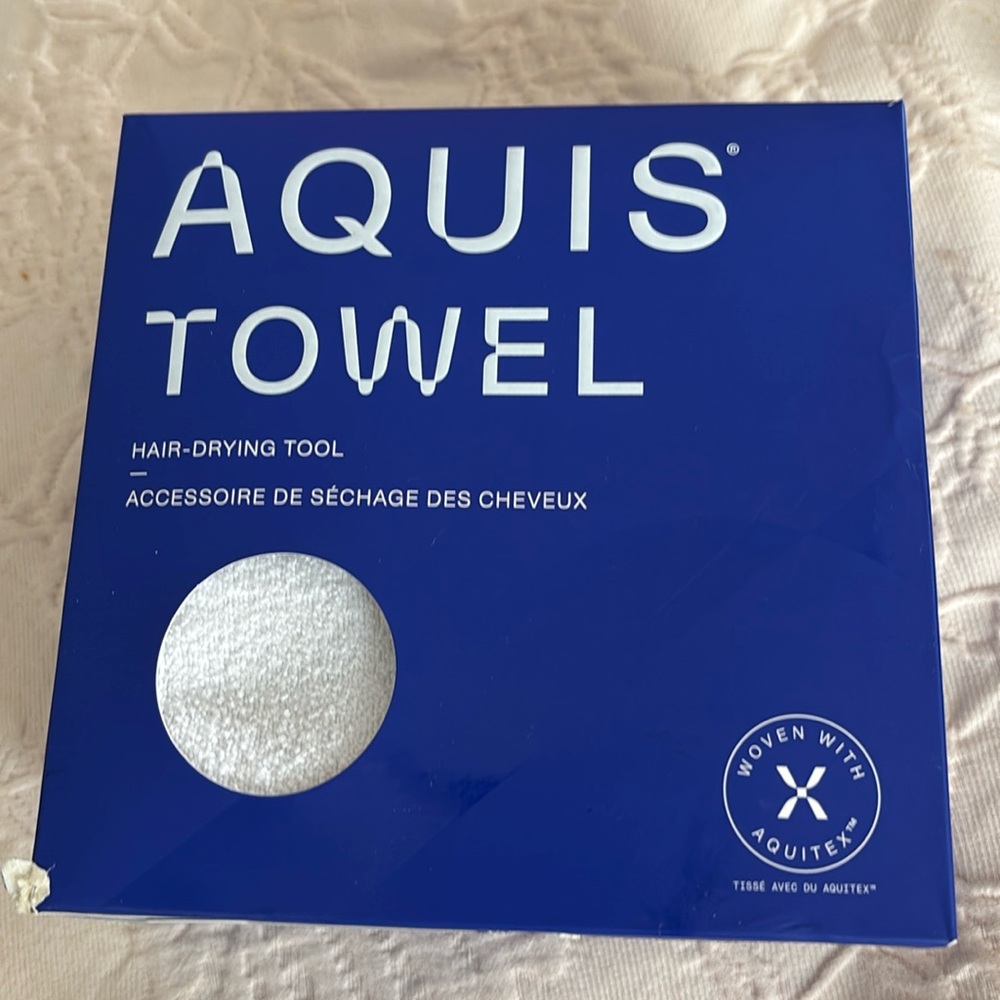 Aquis Hair-Drying Towel In White